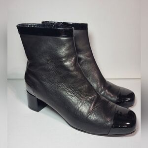 Dana Davis Black Leather Italian Made Boots Women's Size 8